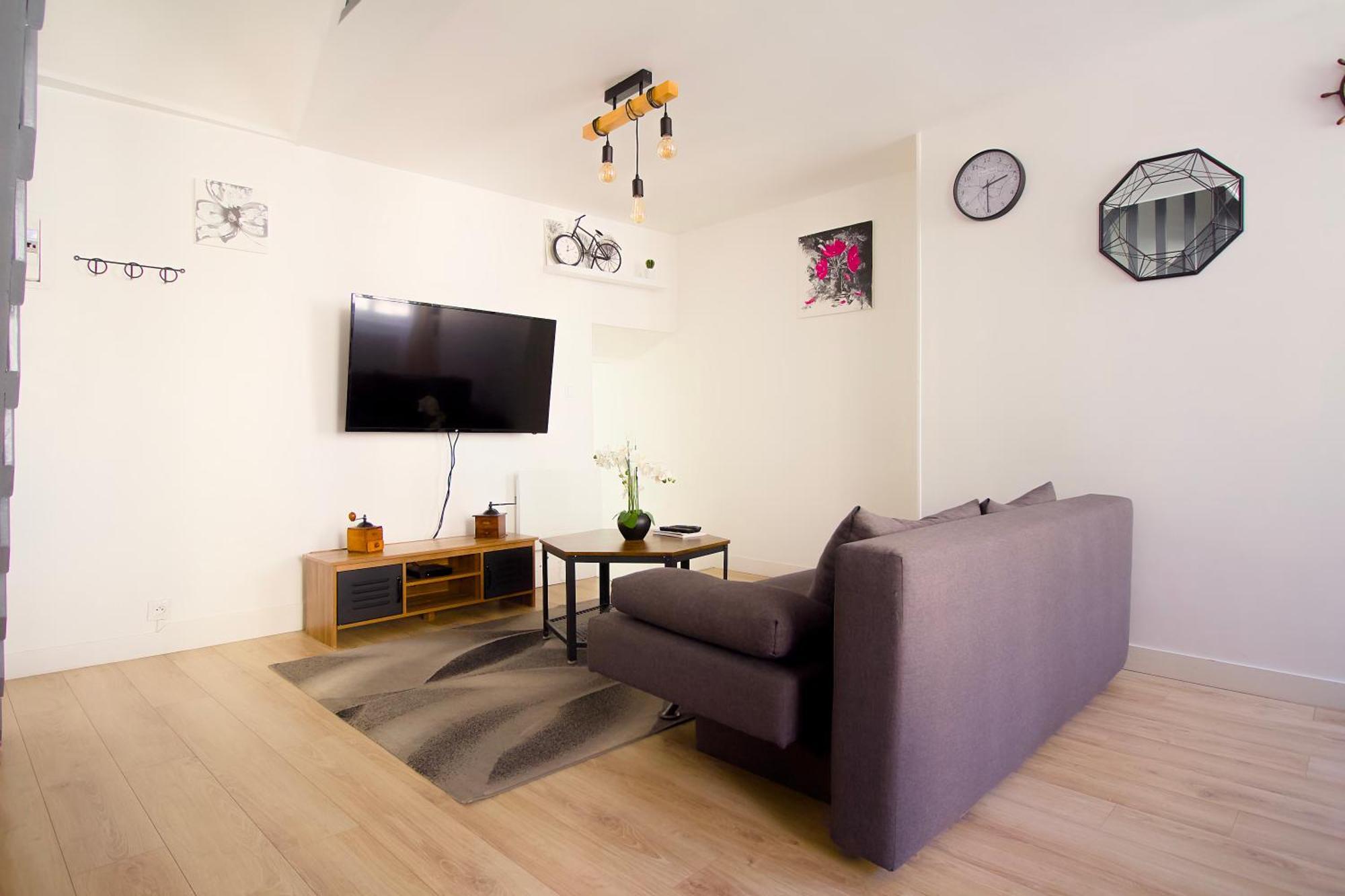Triplex Lumineux A Cherbourg, Hyper Centre, 2 Pas Du Port & Vie Nocturne, Intendance Luxury Host Eksteriør billede